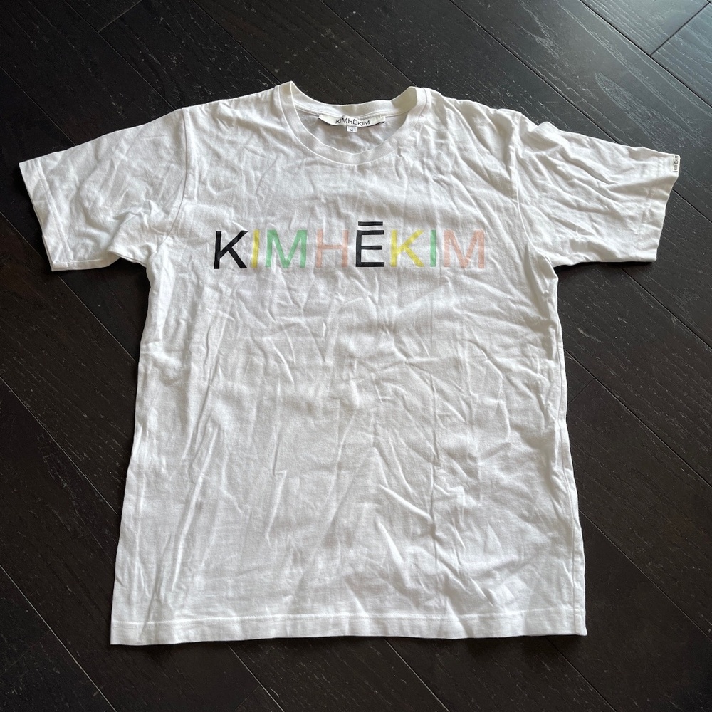 KIMHEKIM RAINBOW KIMHEKIM LOGO T-SHIRT WHITE size medium